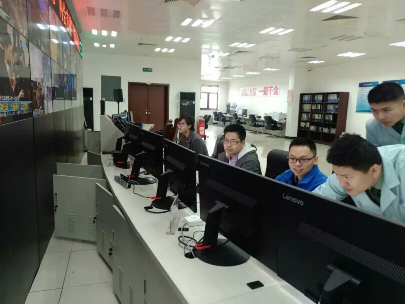 两会2.jpg 两会2.jpg