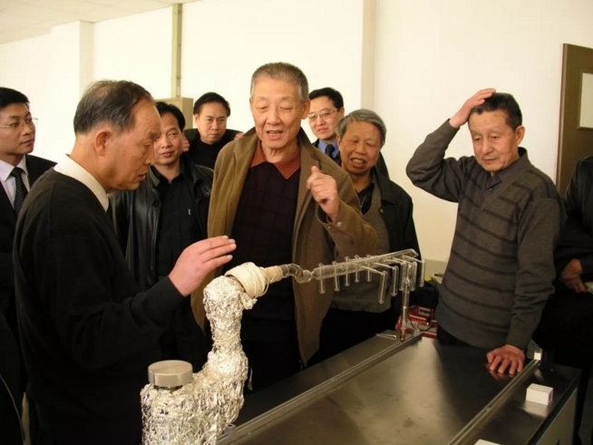 中国精度,中国钟1.jpg 中国精度,中国钟1.jpg