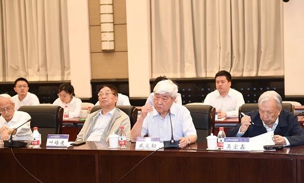 研究院举行纪念杨嘉墀院士诞辰100周年座谈会3.jpg 研究院举行纪念杨嘉墀院士诞辰100周年座谈会3.jpg