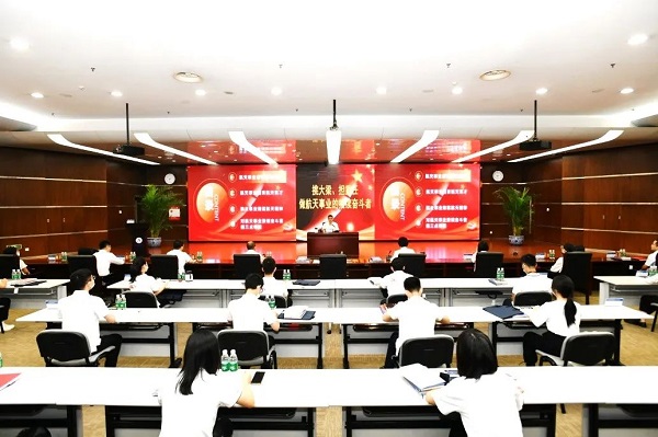 1660186572762049.jpg 挑大梁1.jpg